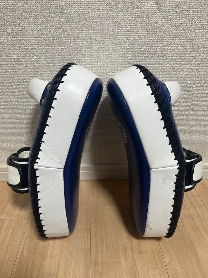 WINDY KP-8 キックミット 青