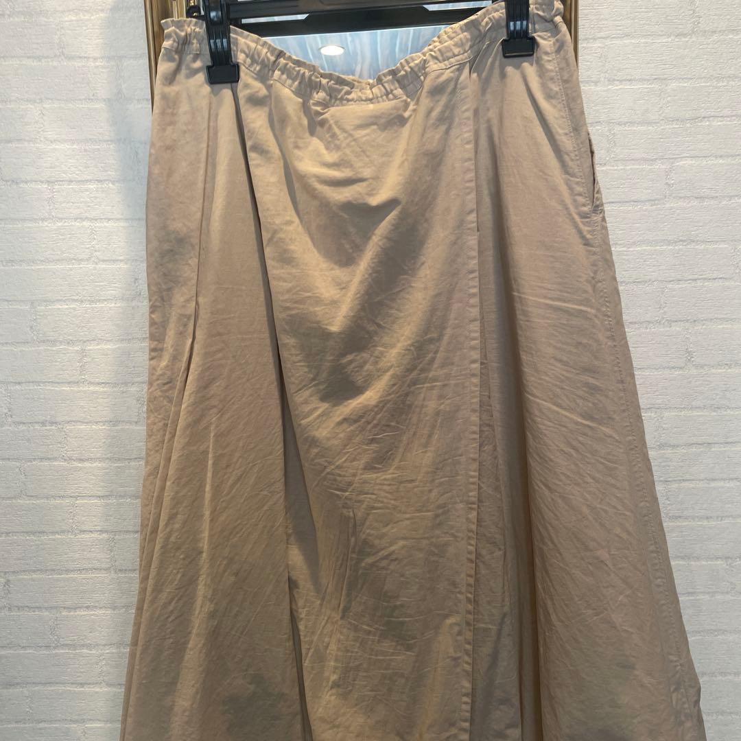 未使用品　Y,s リネン ベージュ スカートパンツ（SALE中）