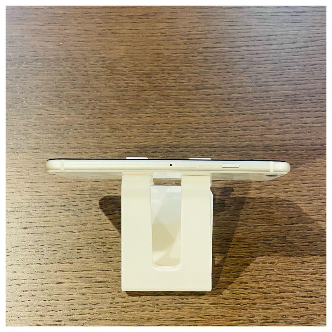 【動作⭕️】iPhoneSE3 本体 ホワイト 64GB SIMフリー 本体