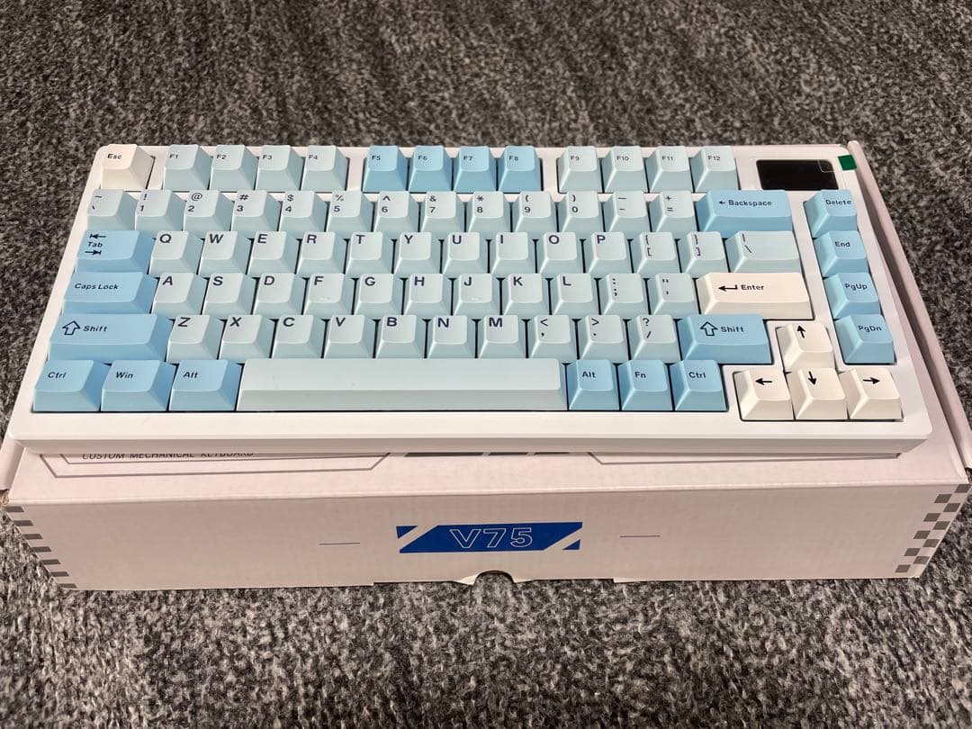 VXE Studio メカニカルキーボード V75 PRO ATK 水色