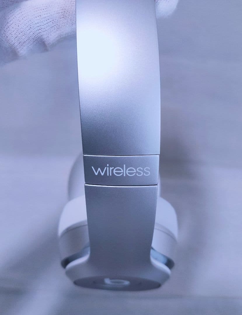 【新品未使用品】beatssolo2 wireless silver