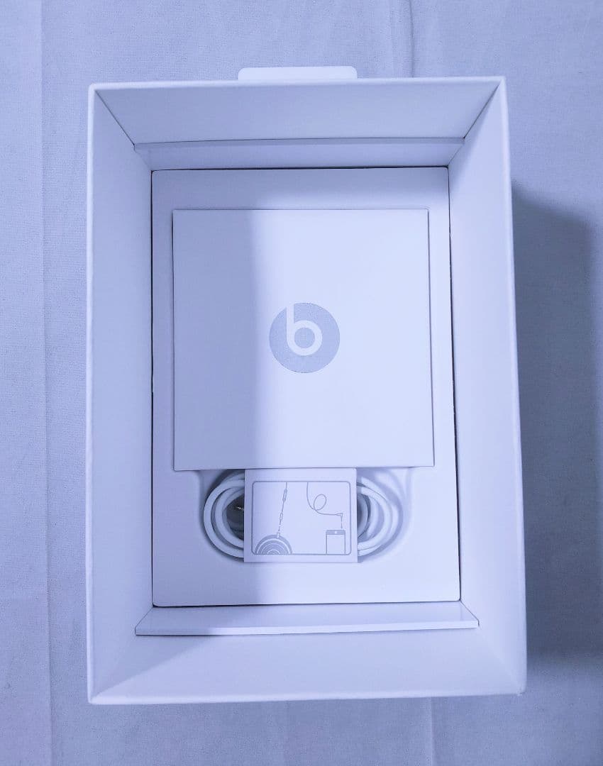 【新品未使用品】beatssolo2 wireless silver