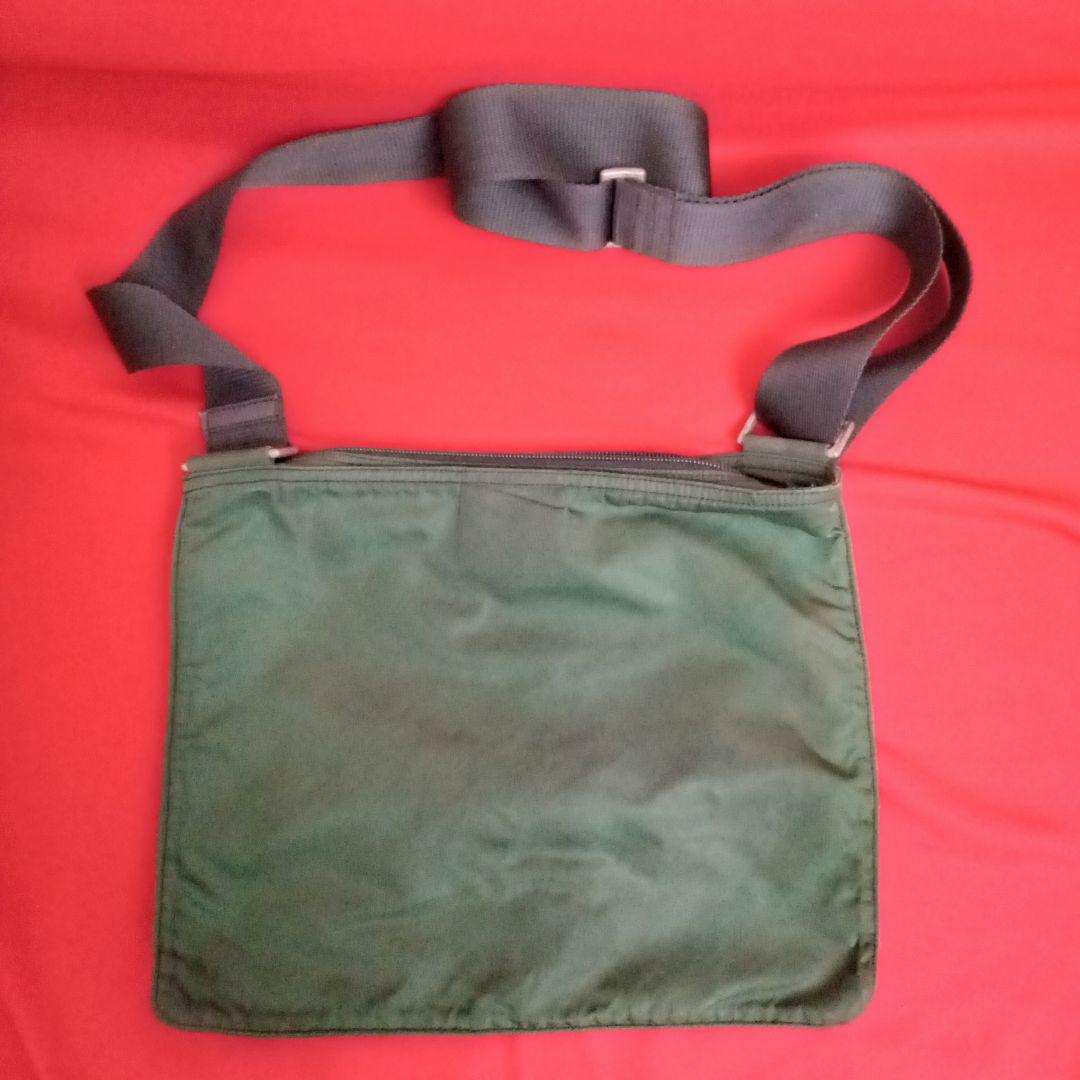 【GREENLAND】PRADA　プラダ　ショルダーバッグ　モスグリーン