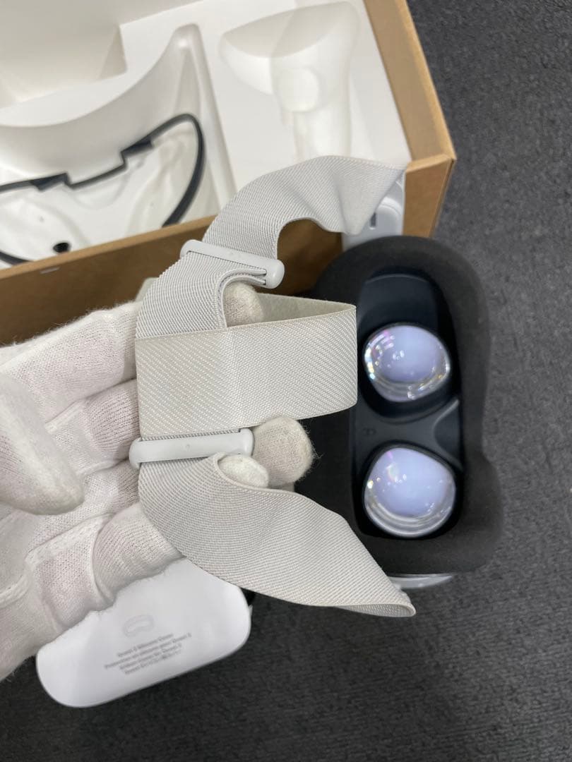 quest2 128GB ヘッドセット ホワイト コントローラー2個付き