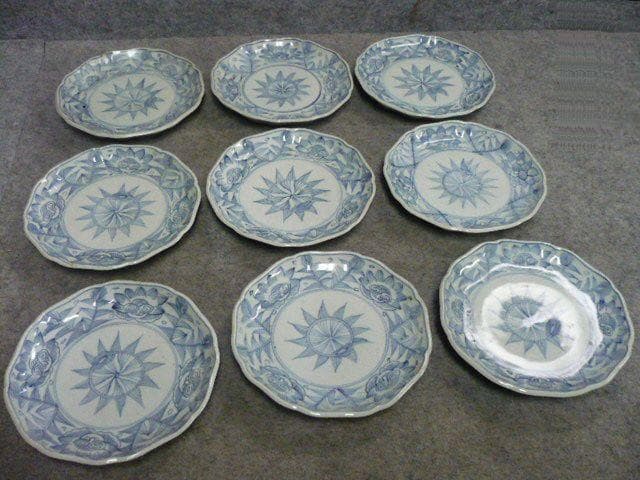 伊万里 線描き 花柄 染付 焼物皿 9枚 [B31343]