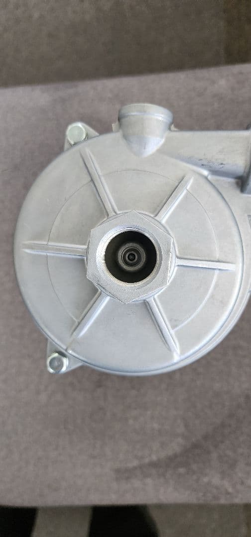 日曜タイムセール　KYB ミキサー車用　水ポンプモーター 2025年製