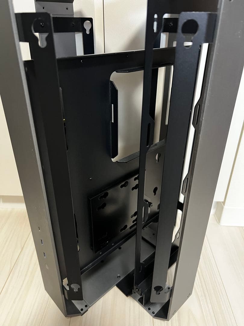 【日本未発売】AZZA OPUS ATXケース