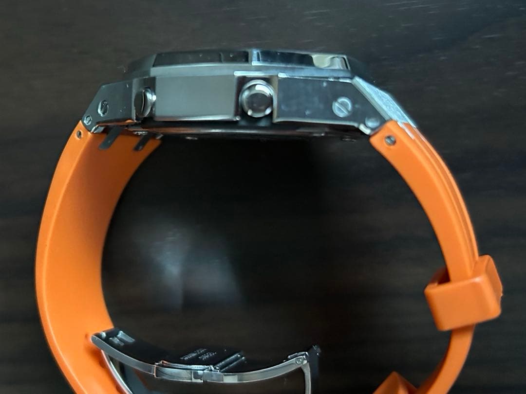 フ*ン様 G-SHOCKカシオーク風　オレンジ ラバーベルト