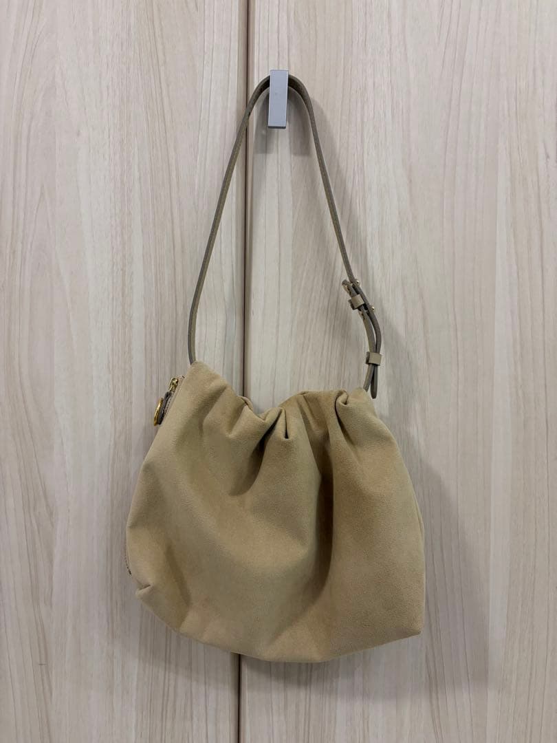 スエードワンハンドルバッグ　gemeil カプリシュレマージュ