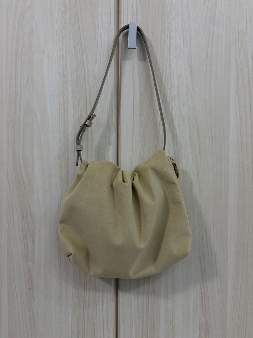 スエードワンハンドルバッグ　gemeil カプリシュレマージュ