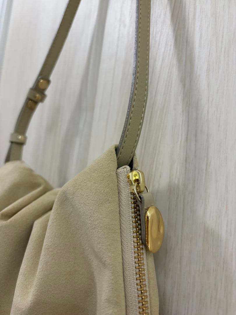 スエードワンハンドルバッグ　gemeil カプリシュレマージュ