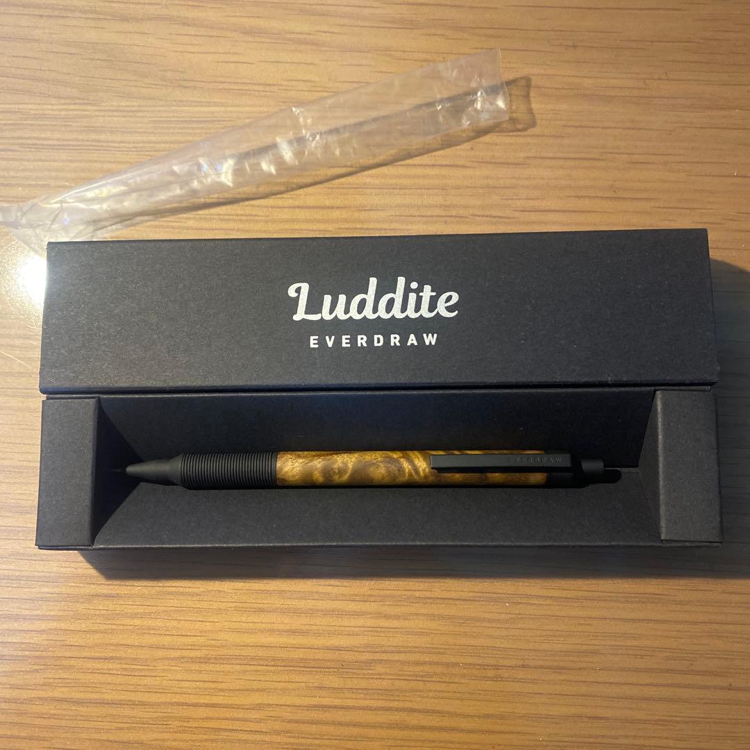 エバードローマーブルウッド