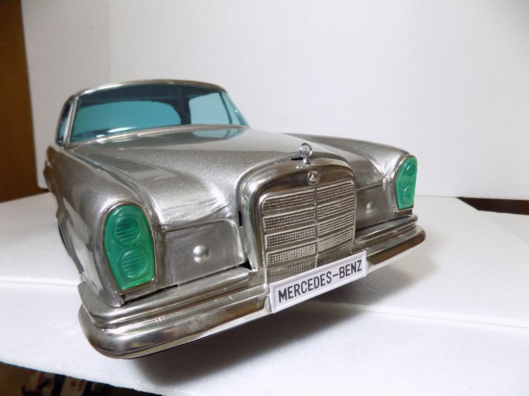 イチコー　ブリキ　【Mercedes Benz 300SE シルバー】 箱付き