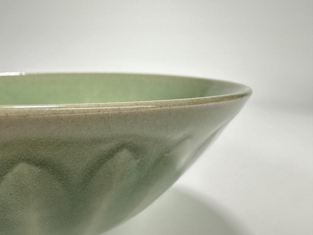 中国美術　龍泉窯　青磁　蓮弁碗　茶碗　唐物　古物　時代物