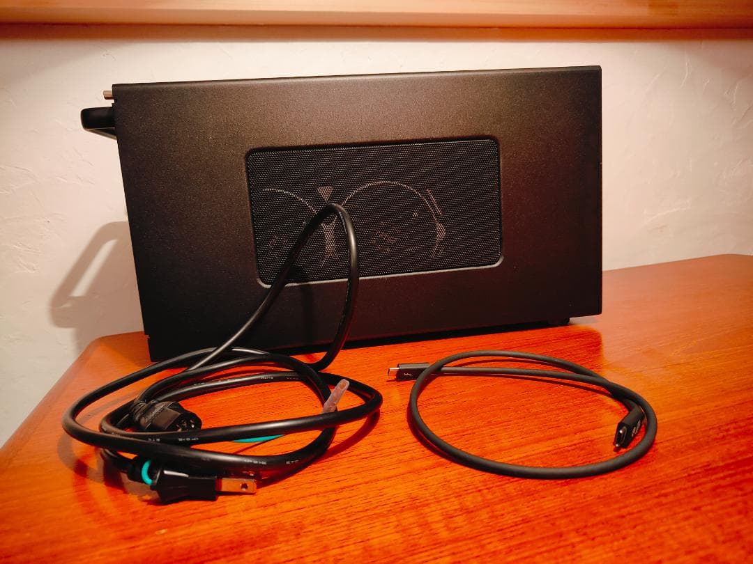 その他 AKiTiO Node Thunderbolt 3 & Radeon RX570