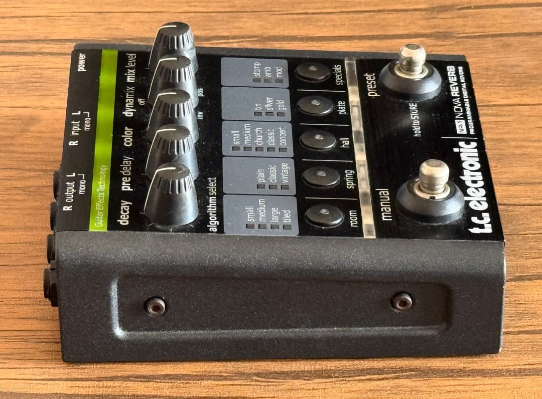 ギター t.c. electronic NR1 NOVA REVERB