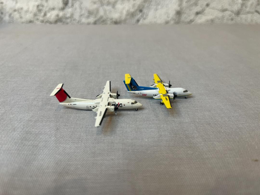 全日空商事　RAC | DHC-8-100&200 1:500 2機セット