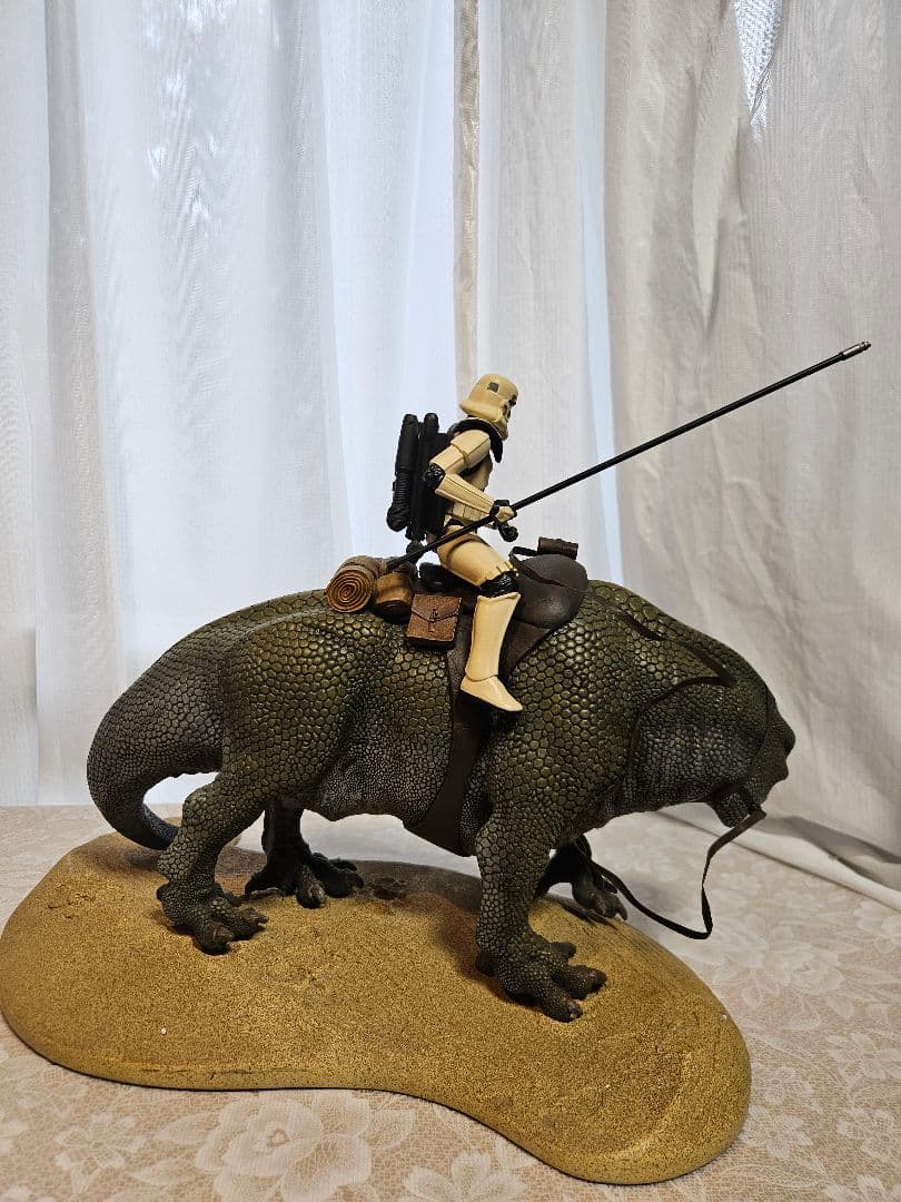 サンドトルーパーアンドデューバック　スタチュージオラマ　ジェントルジャイアント