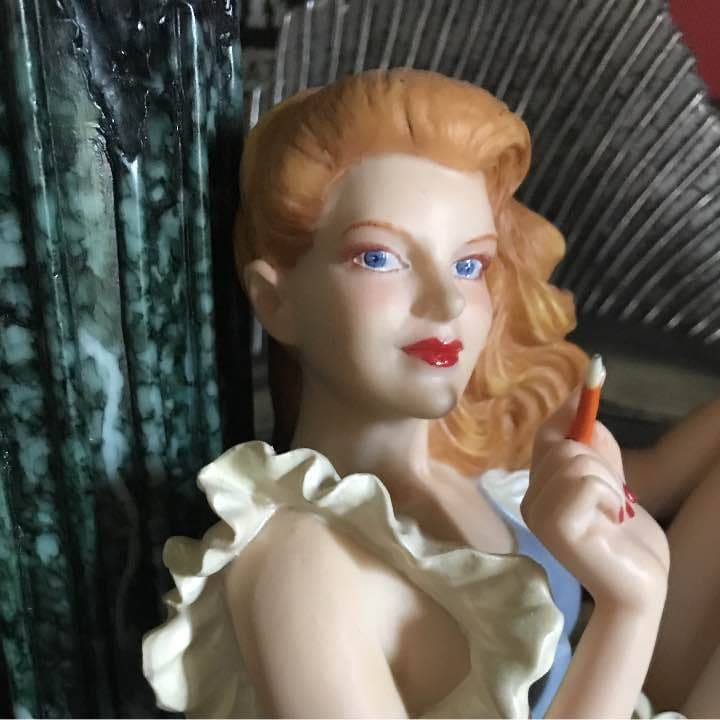 最終値引ヴァーガスガール フイギァ大変貴重品です。