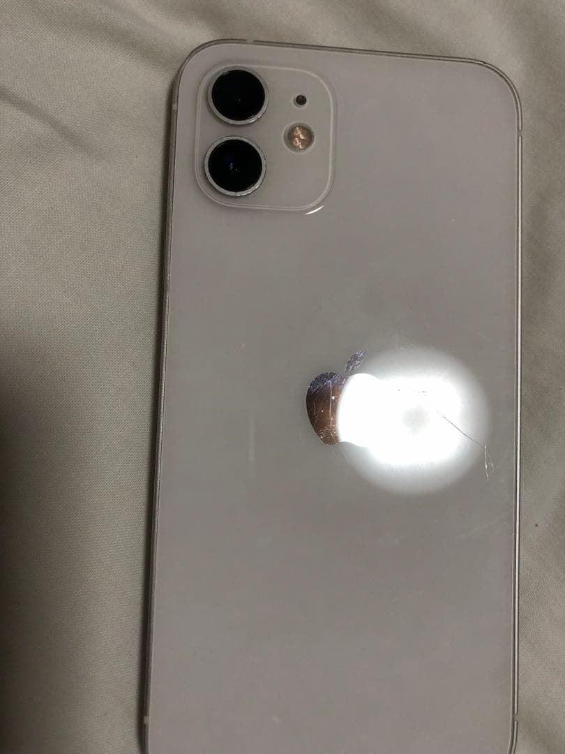 携帯電話本体 Apple iPhone 12 64GB