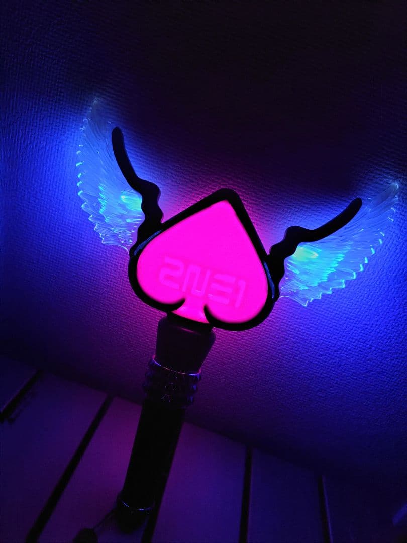 2NE1　ペンライト