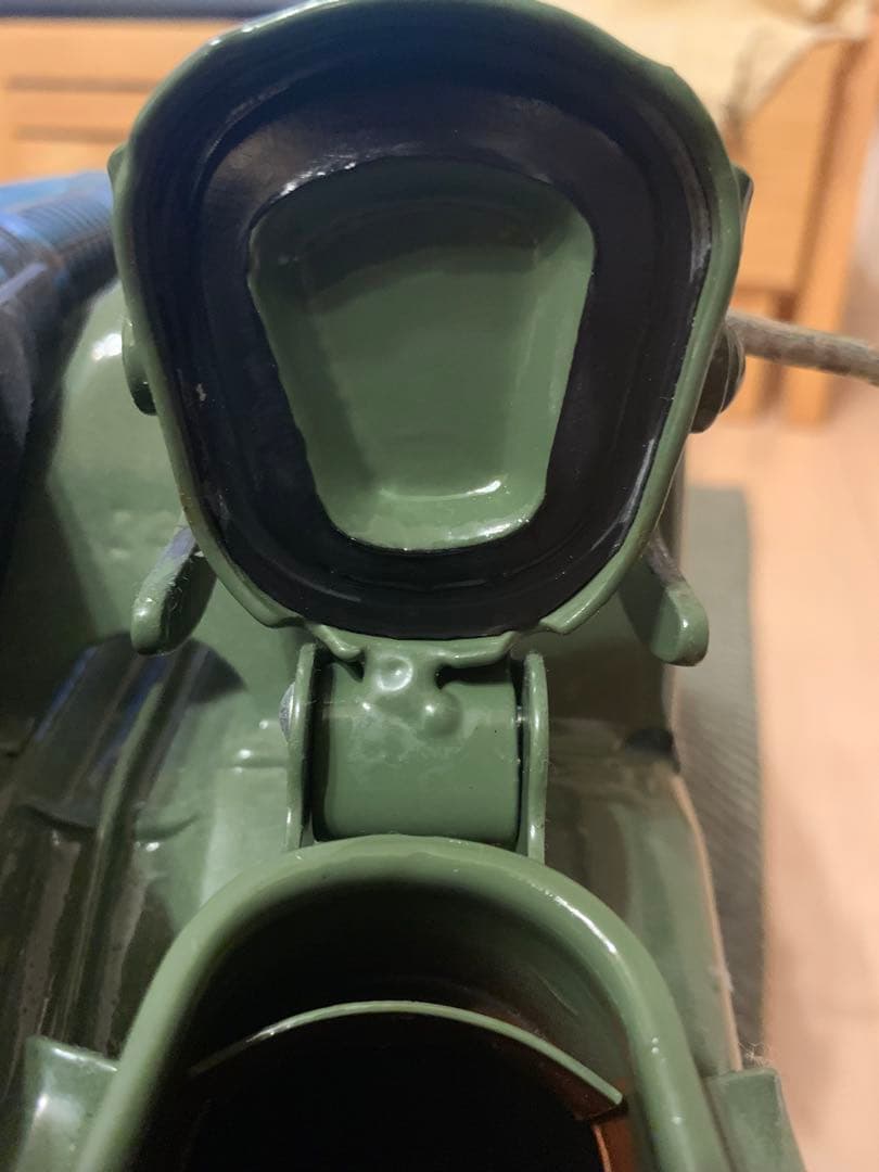 ジェリ缶　10L オリーブグリーン