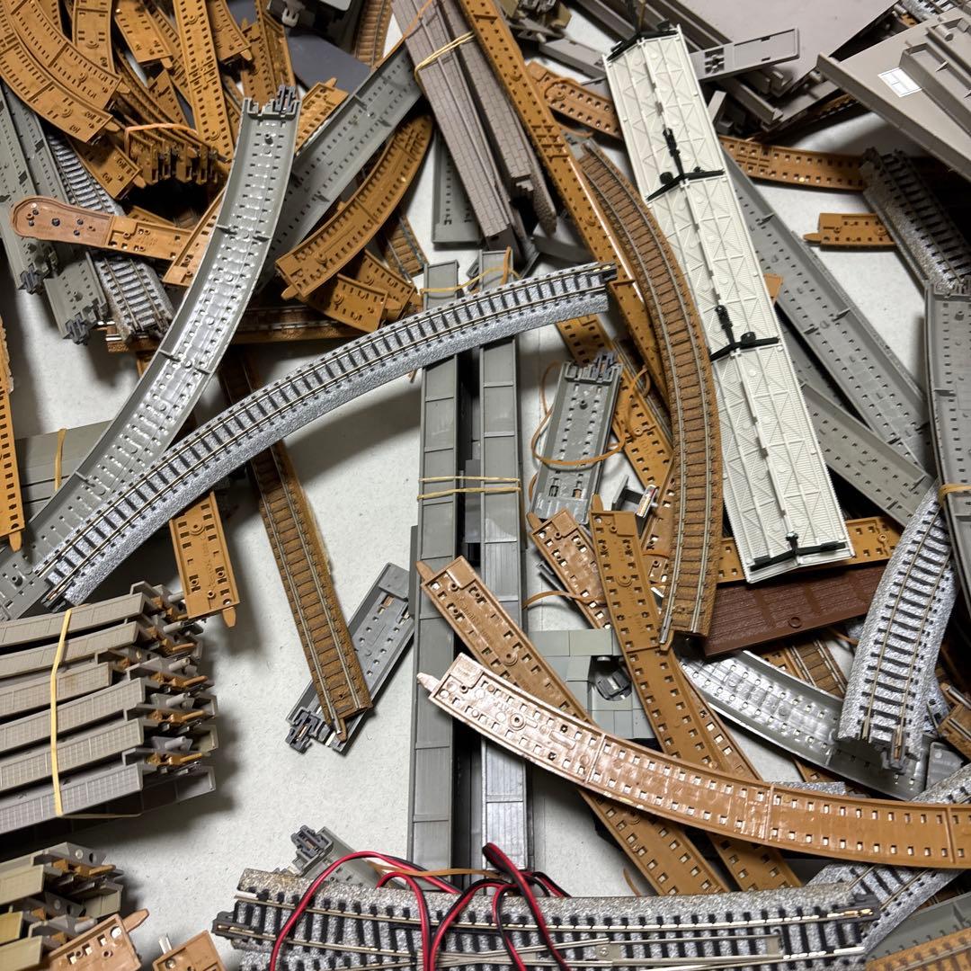 レールセット 多数部品大量まとめ出品ジャンク品tomix 他 レール車両6台