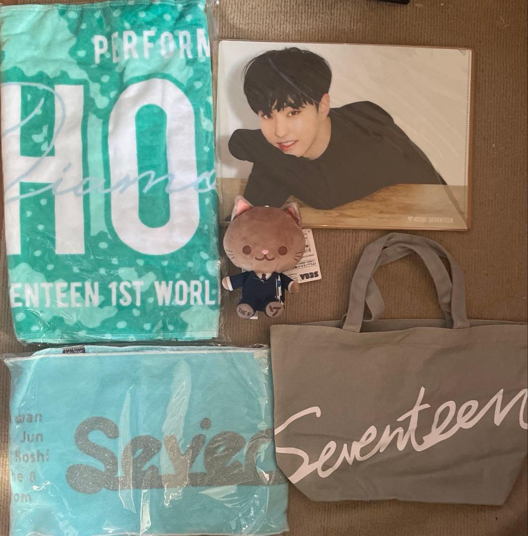 セブチ　トレカ　グッズ　ボンボンイうさぎぬいぐるみ　まとめ売り　400枚以上