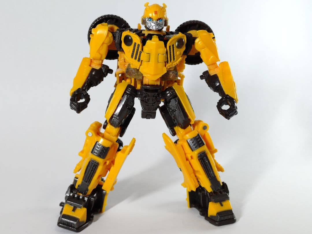 SS-48 オフロードバンブルビー　トランスフォーマー　スタジオシリーズ