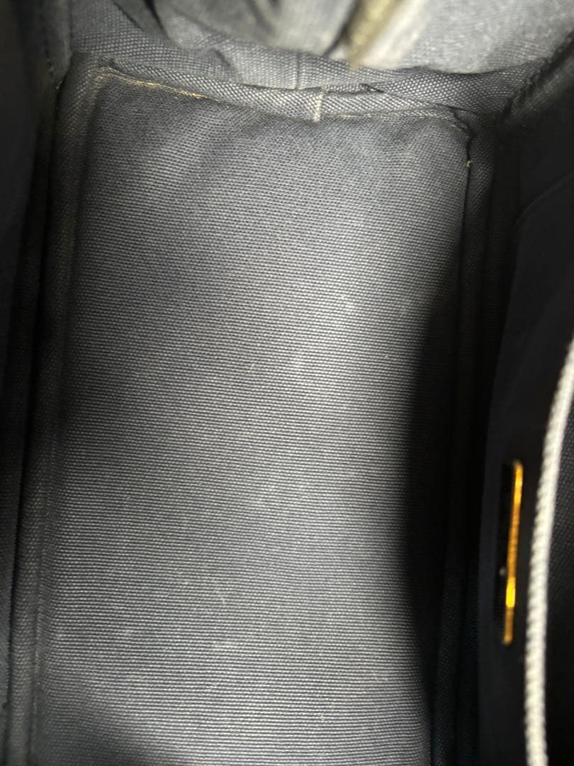 PRADA カナパ ネイビー