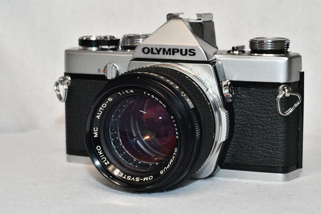 お値引き中《動作品》OLYMPUS OM-1+標準レンズ a0422