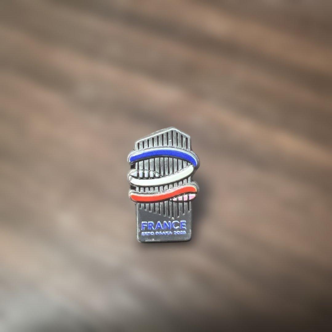 2025年大阪関西万博　フランスパビリオン非売品ピンバッチ