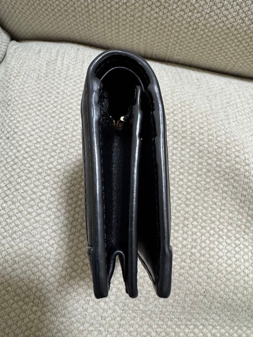 グッチ GGマトラッセ 折り財布 ブラック レザー