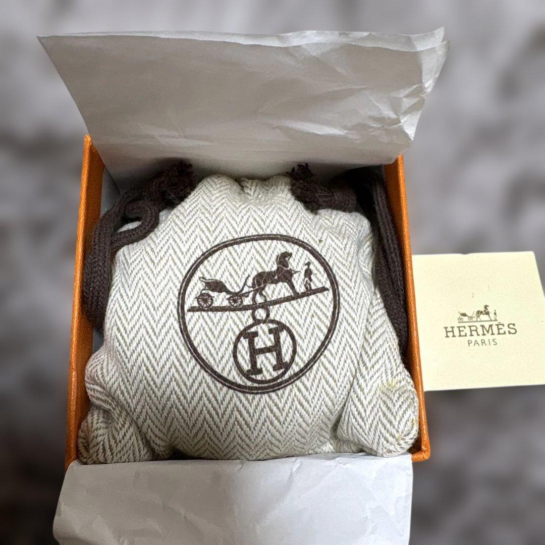 新品　エルメス　ヨーヨー　オリーブ色