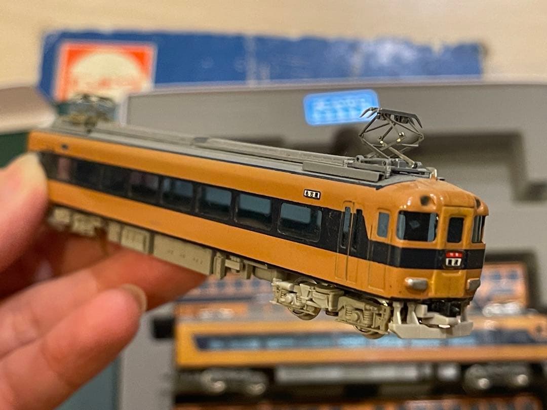 エンドウ 近鉄特急ビスタカー Nゲージ 4両編成＋1両(ジャンク品)