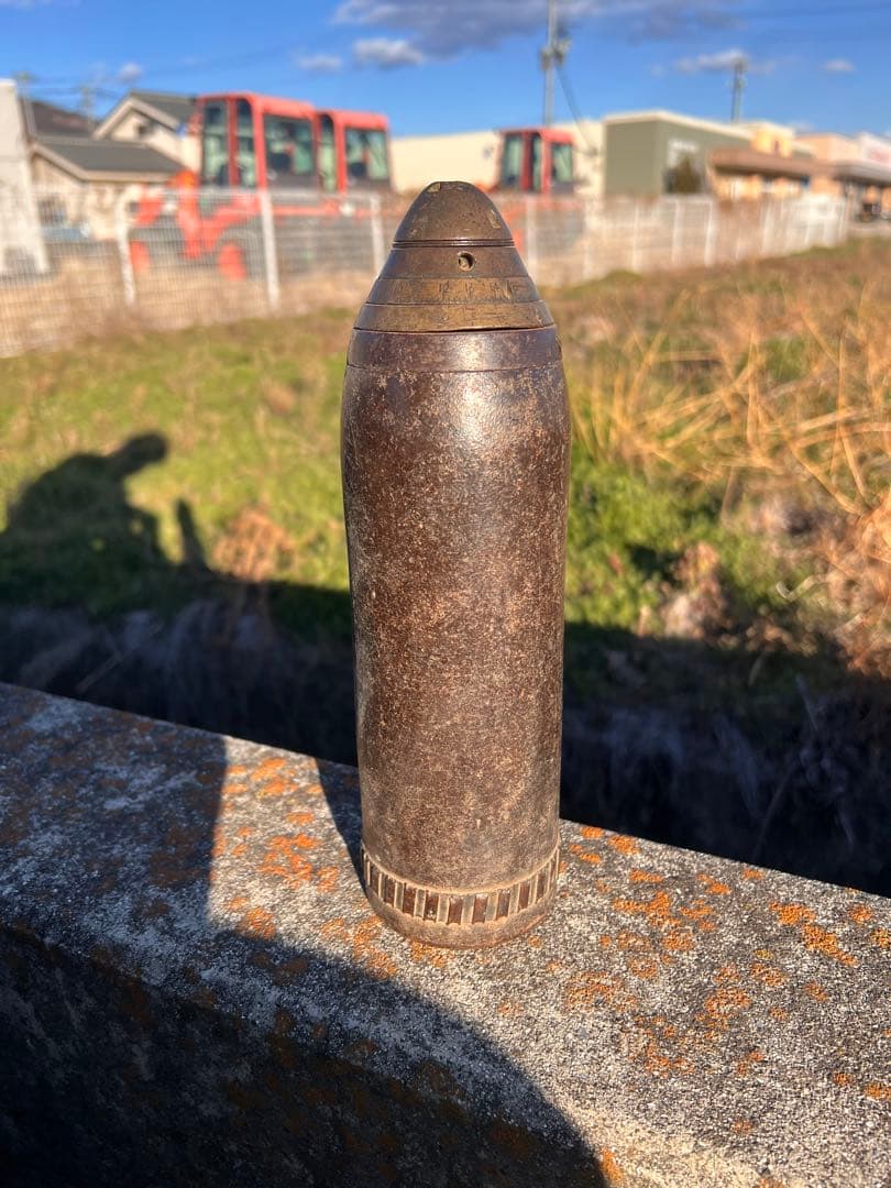 鉄製?のアンティークオブジェ