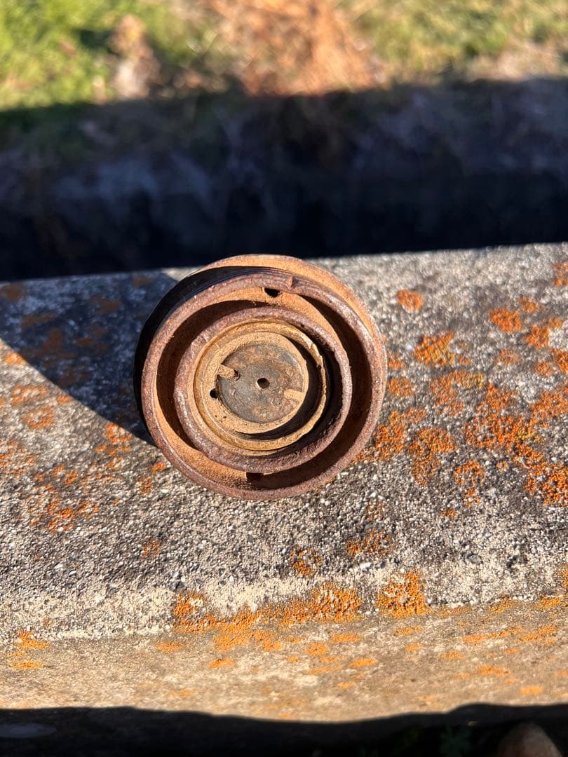 鉄製?のアンティークオブジェ