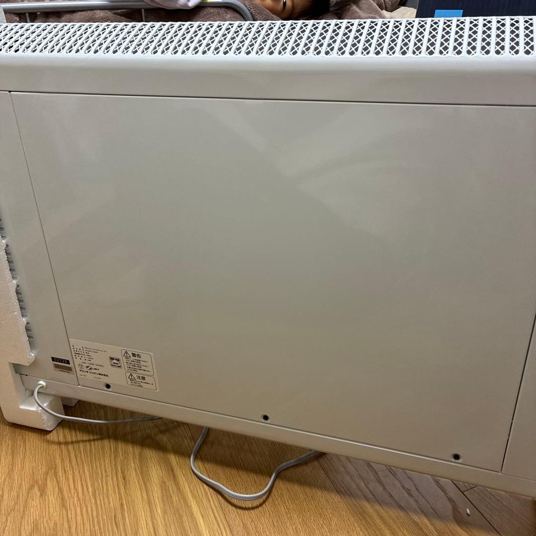 デロンギ　コンベクターヒーター　コンベクションヒーター　HXJ60L12-WH