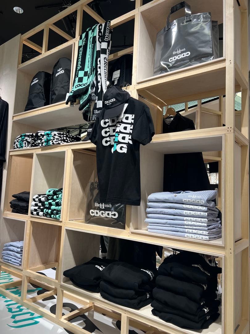 最安値 CDG G-DRAGON Ubermensch SYMBOL T