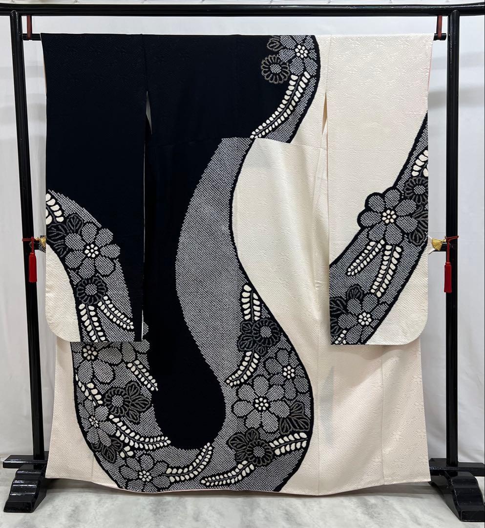 振り袖　フルセット　長襦袢　金彩加工　総絞り　モノトーン　成人式　592