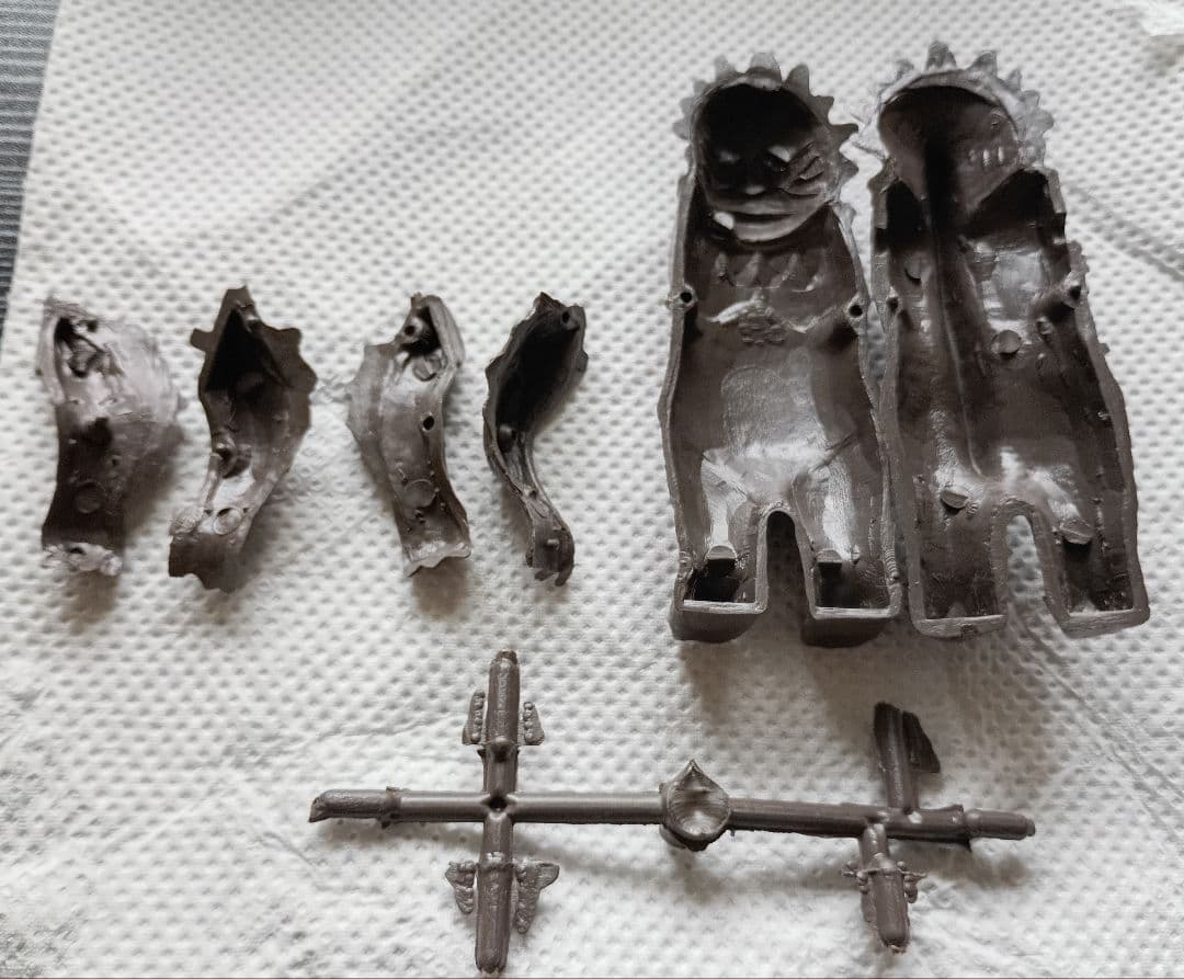 マルサン 怪獣プラモデル ラゴン