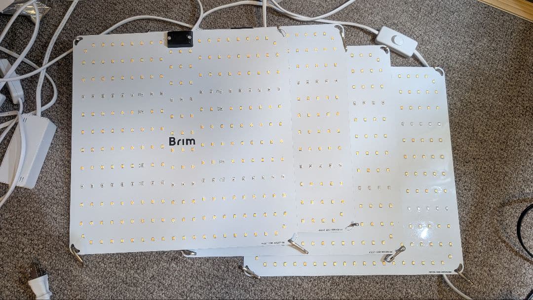 BRIM　PANEL A 植物育成ライト LED パネル　45W 温白色　4枚