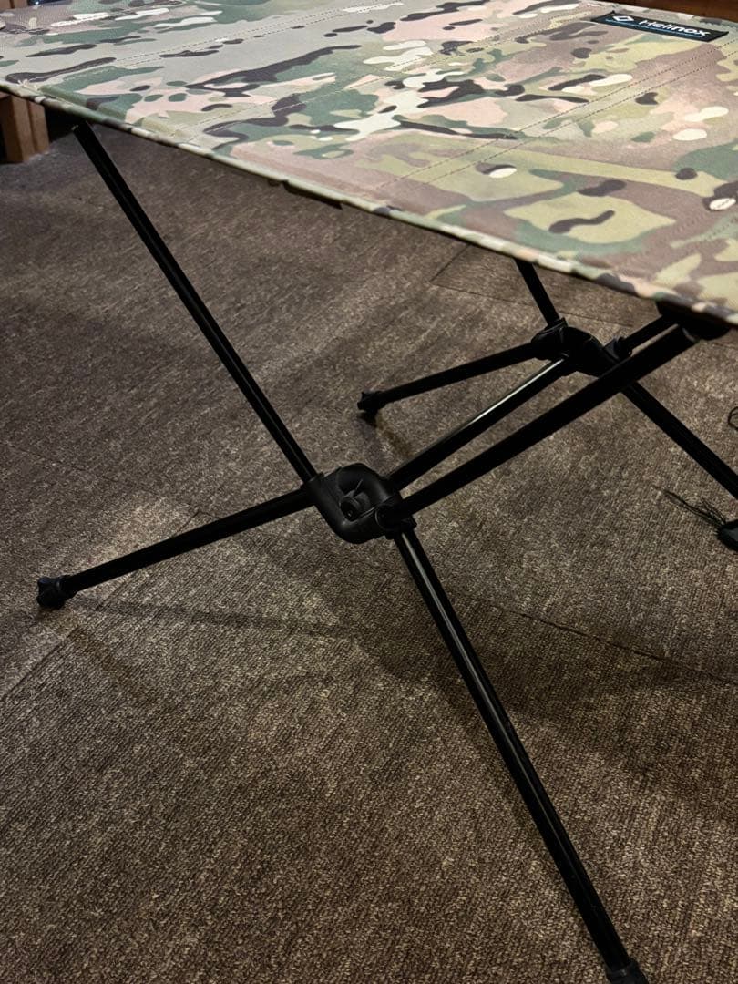 【売り切り価格】ヘリノックス テーブルワン　ハードトップ　MultiCam