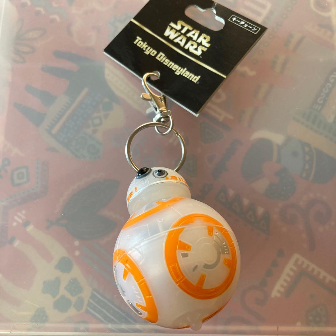 キーホルダー　フィギュア　BB8 ディズニーランド　スターウォーズ　光音確認