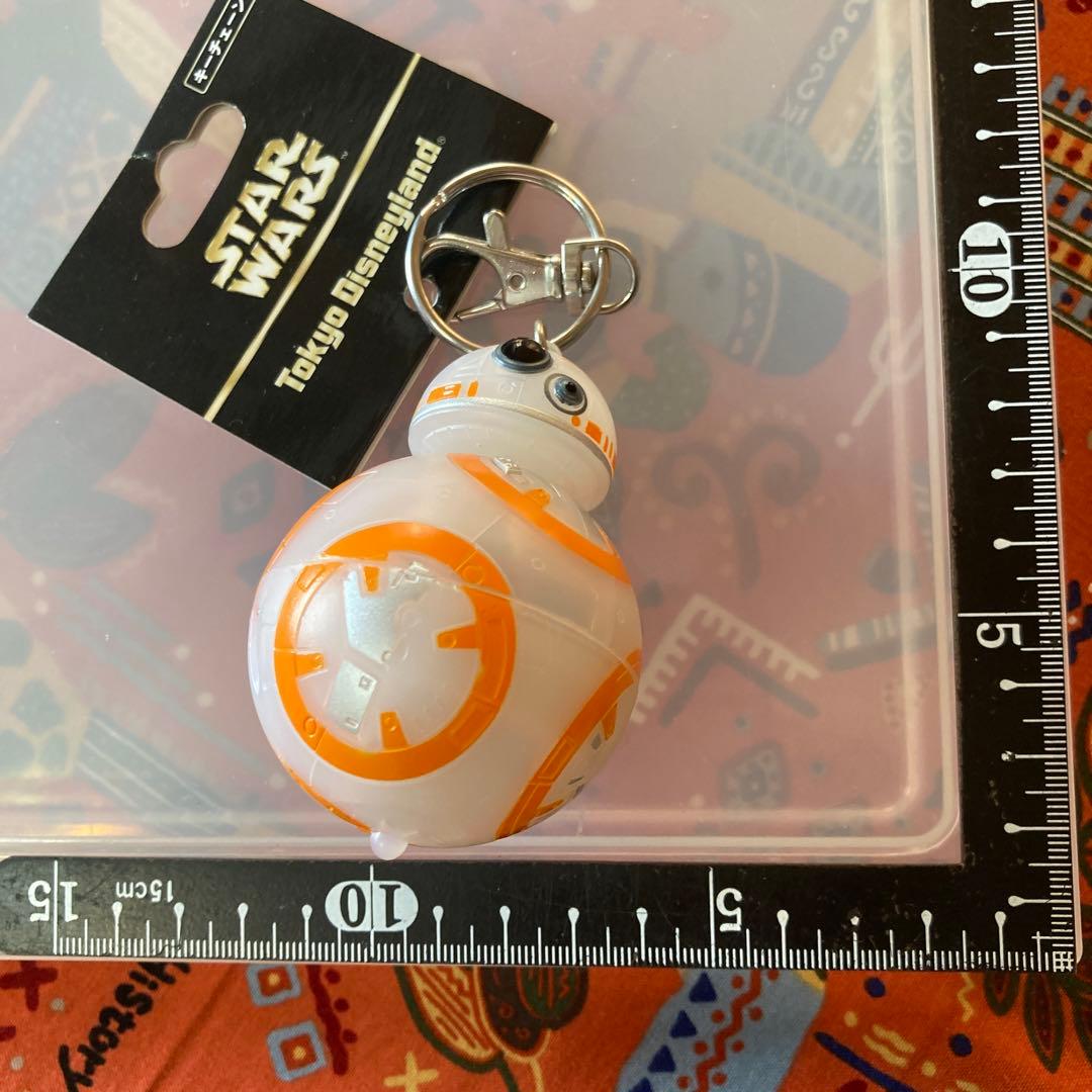 キーホルダー　フィギュア　BB8 ディズニーランド　スターウォーズ　光音確認
