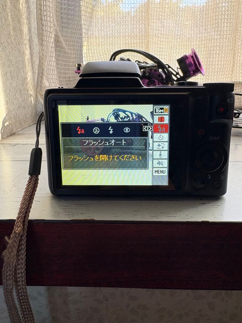 CASIO EXILIM EX-H60 デジタルカメラ