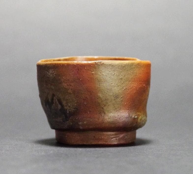 人間国宝　金重陶陽　窯変四方ぐい吞 M341