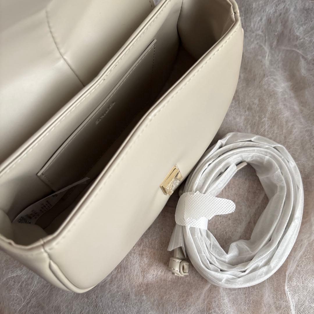 SNIDEL スナイデル　ベージュ ラウンドバッグ　ショルダーバッグ