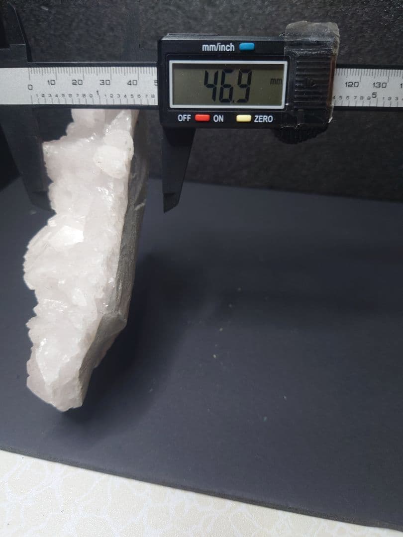 ピンクカルサイト原石