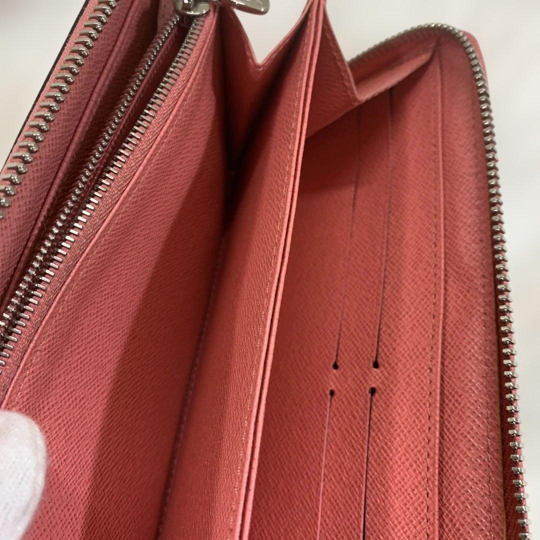 Louis Vuitton エピ　ジッピーウォレット長財布 ブラック/レッド